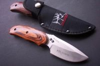 Sell hardwood handle hunting knife