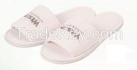 Disposable hotel slippers hotel slipper with embroideried customized logo
