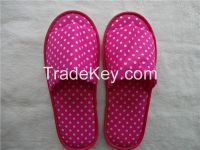 Indoor slippers for women, close toes