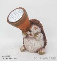 polyresin hedgehog with solar light decoration