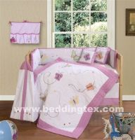 Sell crib / baby bedding