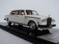 1977 rolls royce silver shadow resin model car