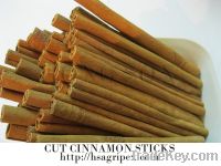 Cinnamon sticks, cut cinnamon