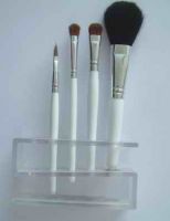 cosmetic brush