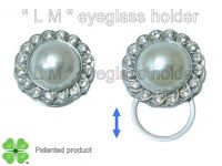 Magnetic eyeglass holder (new design)