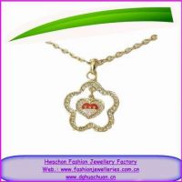 fashion flower crystal necklace