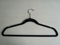flocked hanger(plastic hanger with black velvety covered)
