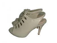 Sell beige leather shoes