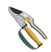 Super Auto-Rotating Ratchet Pruner