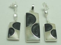 Black & white enamel at the silver jewelry