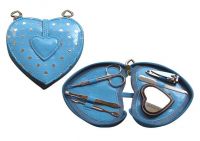 Sell heart-shaped manicure set
