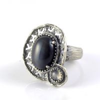 [SELENE] Stylish silver ring with gemstone