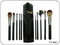 Cosmetic brush