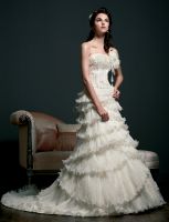 Sell elegant wedding dress , ladies bridal gown