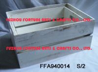 Sell wooden planters, pls email: Fzfortune(at)gmail com