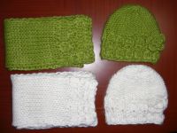knit accessories golve hat scarf