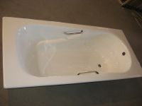 Sell : cast iron enameled bathtub FH