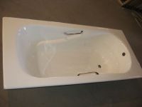 Sell :Enameled cast iron bathtub