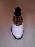 Sell golf shoes