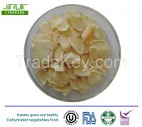 dehydrated garlic flakes