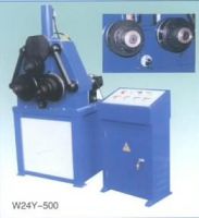 Pipe bending machine