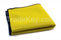 Micro mesh and terry microfiber scrubbing towel