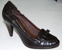Sell women leather shoes