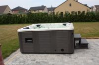 Sell best hot tub model with most favourable price SR836