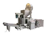 Sell frying machine for puffed snacks/Continuous frye/Automatic fryer