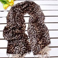 Sell 100% wool  leopard print scarves
