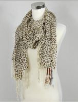 Sell 100% wool  leopard print scarves hot fashion scarf
