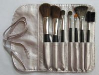 Sell cosmetic brush set with purple pouch