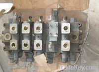 Sell Tadano crane spare parts/control valve/pump/computer