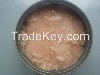 Canned light tuna in oil chunk