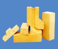 High-quality silica brick for glass furnaces