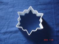 Sell flower shaped cake mould
