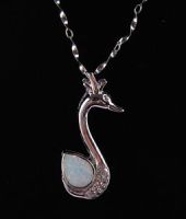 swan pendant R39