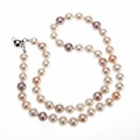 fashion design pearl necklace jewelry