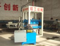 Sell QT4-20 concrete brick making machine