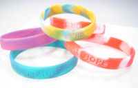sell fashion silicone bracelets