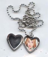 Sell Necklace photoframe with Heart