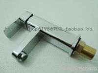 Sell basin faucet/water tap/bathroom faucet/mixer/cold and hot water