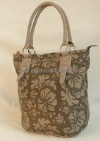 Fashionable styles, elegant print handbag