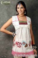 elaborate white kurtis