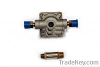 Sell double return road protection valve JAC truck parts