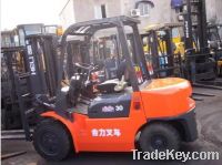 Sell used CPCD30 HELI forklift