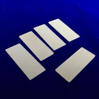 small and thin rectangle opaque quartz glass plate