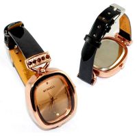 Sell man and woman cheap watch