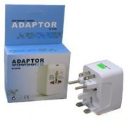 Universal travel adapter