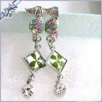 Free Shipping Lucky clover earrings For  Dog Zodiac Sign